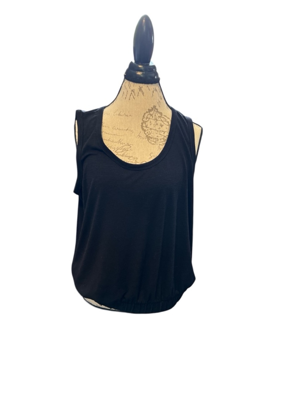 Stitch Fix 78 & Sunny Black Sleeveless Top